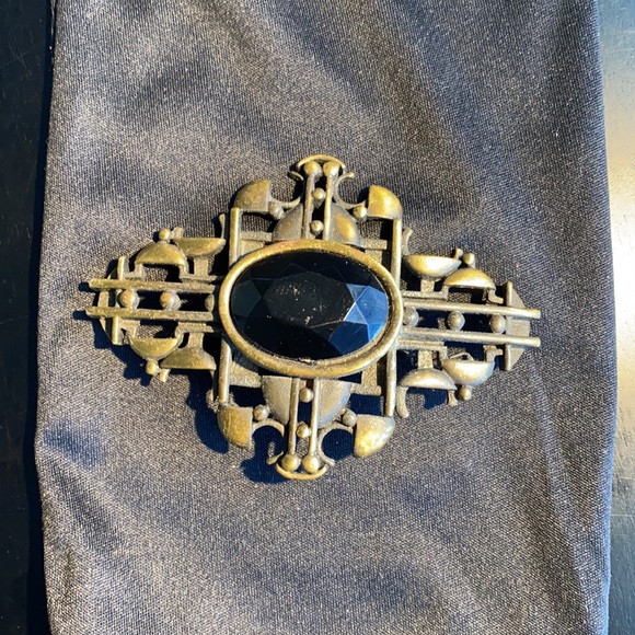 Ladies Pin - Picture 5 of 5